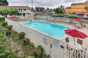 Motel 6-Salinas, CA - North Monterey Area