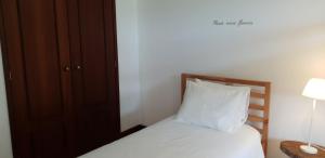 Cama ou camas em um quarto em Quinta de Carvalhal - Casa de Campo