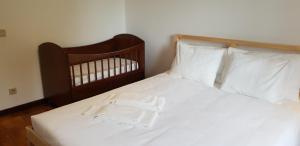 Cama ou camas em um quarto em Quinta de Carvalhal - Casa de Campo