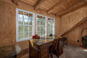 Gallery image of VERY private, real log cabin with hot tub! in Sevierville