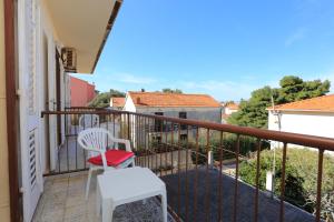 Balkón alebo terasa v ubytovaní Apartment Supetar 16656b