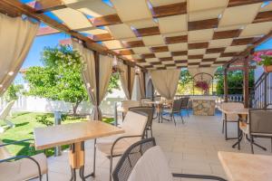Balkón alebo terasa v ubytovaní Rooms with a parking space Biograd na Moru, Biograd - 16801