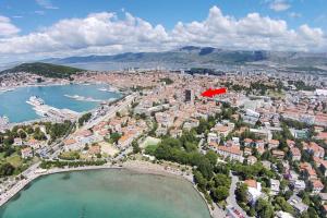 Φωτογραφία από το άλμπουμ του Apartments with a parking space Split - 16810 στο Σπλιτ