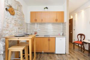 Φωτογραφία από το άλμπουμ του Apartments with a parking space Split - 16810 στο Σπλιτ