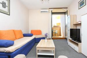 Televízia a/alebo spoločenská miestnosť v ubytovaní Apartments with WiFi Split - 16910