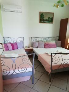 Fotografia z galérie ubytovania Apartments by the sea Gornji Karin, Novigrad - 16716 v destinácii Gornji Karin
