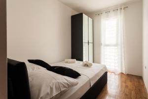 Fotografie z fotogalerie ubytování Apartments with WiFi Split - 17001 ve Splitu