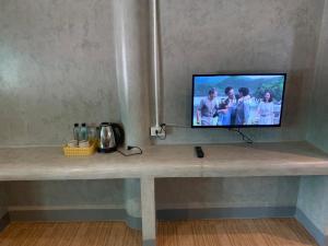TV a/nebo společenská místnost v ubytování The Loft @Chiangrai