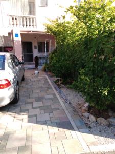 Zdjęcie z galerii obiektu Apartments with a parking space Vir - Lozice, Vir - 16929 w mieście Vir +12 zdjęć