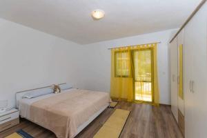 Fotografie z fotogalerie ubytování Apartments by the sea Vinisce, Trogir - 16860 v destinaci Vinišće
