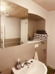 Koupelna v ubytování Ferienwohnung Zu den Weinbergen