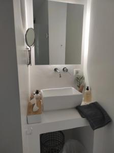 Kúpeľňa v ubytovaní SAO Smallport Naoussa Paros