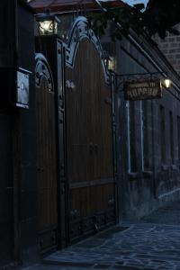 Fotografie z fotogalerie ubytování DARBAS GUEST HOUSE v destinaci Gjumri