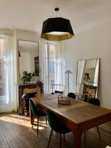Fotografia z galérie ubytovania Cœur de ville, appartement de caractère v destinácii Nancy