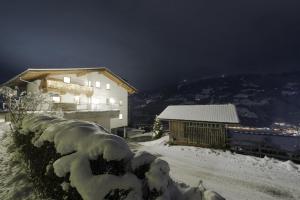 Nespecifikovaný výhled na hory nebo výhled na hory při pohledu z apartmánu