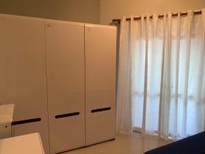 Fotografie z fotogalerie ubytování Coastal, 2-bedroom rental unit v destinaci Golem