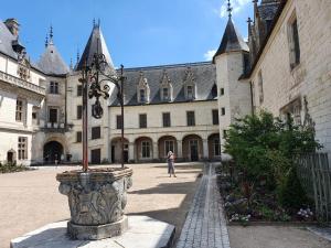 Fotografia z galérie ubytovania Gîte Abbey Road 41 - Passez vos vacances en toute tranquillité ! v destinácii Villebarou
