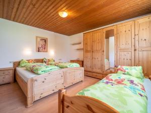 Posteľ alebo postele v izbe v ubytovaní Apartment Leonie