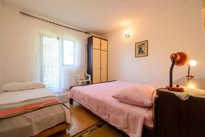 Fotografia z galérie ubytovania Apartments by the sea Arbanija, Ciovo - 18624 v Trogiri + 24 fotografií