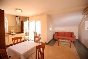 Posezení v ubytování Apartments with a parking space Dramalj, Crikvenica - 18709