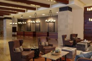 Posezení v ubytování Omni Fort Worth Hotel