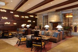 Posezení v ubytování Omni Fort Worth Hotel