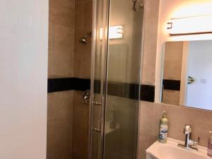 Koupelna v ubytování Kona Tiki Hotel - No Resort Fees