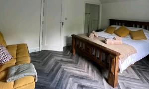 Postel nebo postele na pokoji v ubytování Finner House