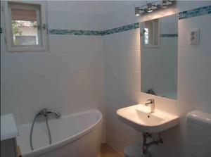 Fotografia z galérie ubytovania Family Apartment Káptalanfüred v destinácii Balatonalmádi
