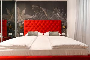 Posteľ alebo postele v izbe v ubytovaní Apartments An & Lu with Rooftop Jacuzzi