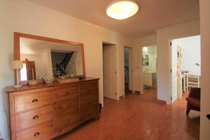Zdjęcie z galerii obiektu Chalet CasaTuris en Urb. La Font Sant Joan d´Alacant CH102 w mieście San Juan de Alicante