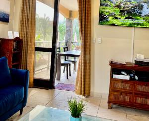Posezení v ubytování BEACHFRONT Condo Bahia Encantada L1 Jaco Beach