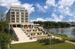 Zahrada ubytování ATLANTIC Hotel Wilhelmshaven