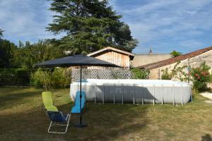 Zahrada ubytování Chambres et Gîtes Les Deux Chênes près de Bergerac