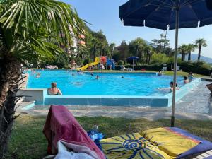 Bazén v ubytování Ferien am Luganer See mit Seesicht nebo v jeho okolí
