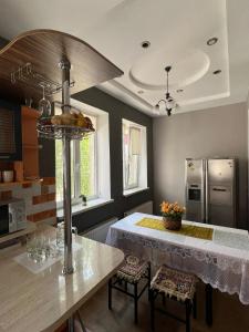 Køkken eller tekøkken på Casa Centru Chișinău