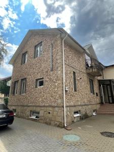 Bygningen som villaen ligger i