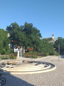 Miestna pamiatka v blízkosti vily