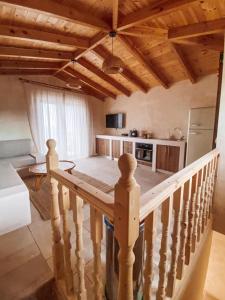 Kuchyň nebo kuchyňský kout v ubytování Mani Luxury Suites and Studios in Gytheio with Private Pools