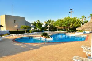 Piscina en o cerca de Golden Dream Apartments