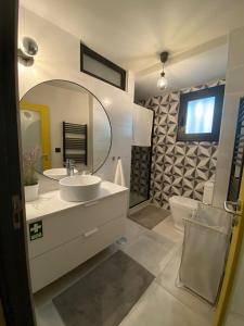 Koupelna v ubytování Casa Anibal artistic Centrally located comfortable affordable