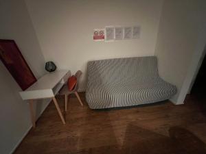 Część wypoczynkowa w obiekcie Mon Palmier Grand Appartement Parking Un-Séjour-à-Part