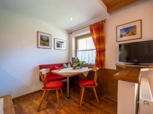 Telewizja i/lub zestaw kina domowego w obiekcie Panorama II