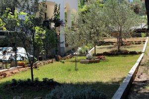 Zahrada ubytování Apartments by the sea Tkon, Pasman - 698