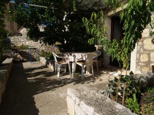 Fotografie z fotogalerie ubytování Apartments by the sea Sutivan, Brac - 719 v destinaci Sutivan