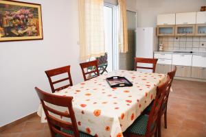 Fotografie z fotogalerie ubytování Apartments by the sea Mastrinka, Ciovo - 1005 v Trogiru
