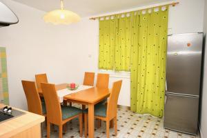 Fotografie z fotogalerie ubytování Apartments by the sea Mastrinka, Ciovo - 1005 v Trogiru