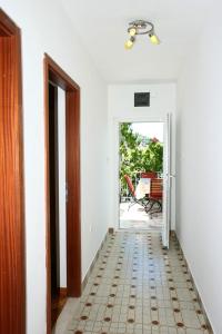 Fotografie z fotogalerie ubytování Apartments by the sea Mastrinka, Ciovo - 1005 v Trogiru