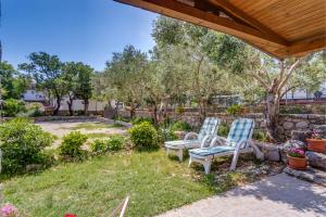 Zahrada ubytování Apartments with parking spaces Punta kriza, Cres - 867