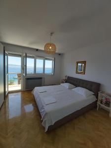 Легло или легла в стая в Apartments by the sea Stanici, Omis - 1031